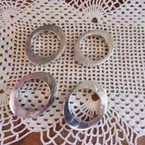 Heavy vintage Silver Plate Napkin Rings Set of 4